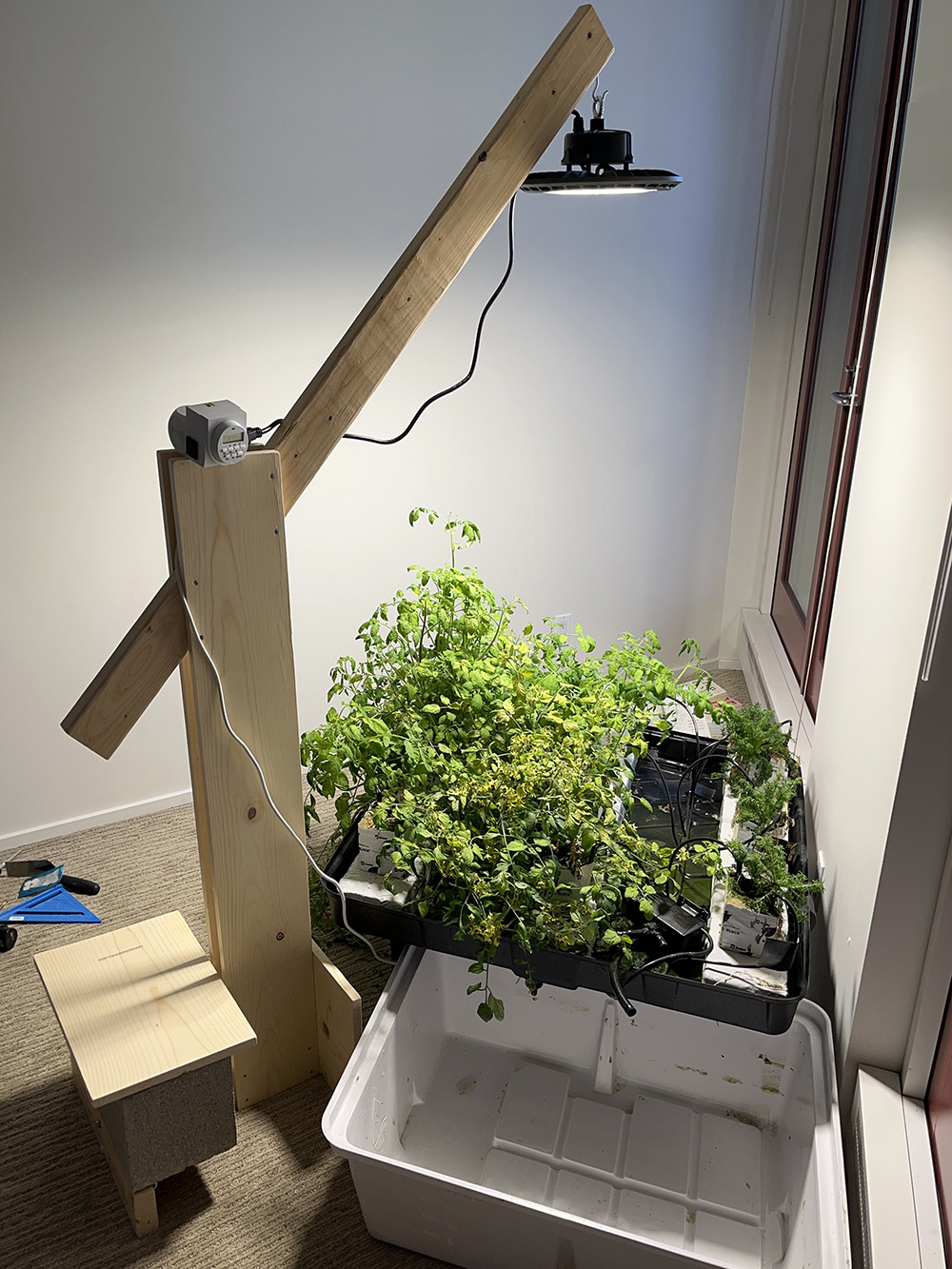 hydroponic floor lamp